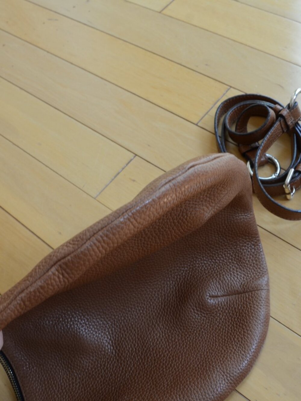 Boden brown pebbled leather hobo shoulder bag - Picture 8 of 13